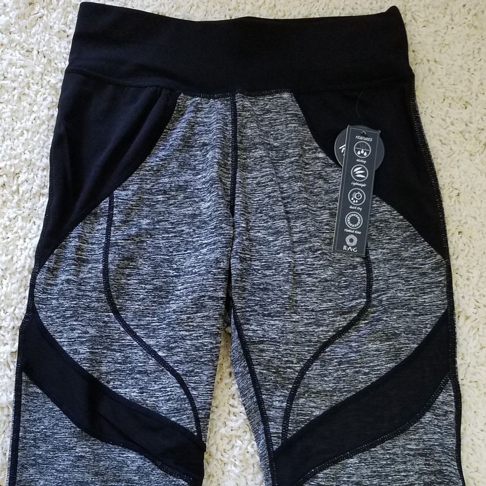 NWT SZ M SPANDEX SHORTS BY RAG•